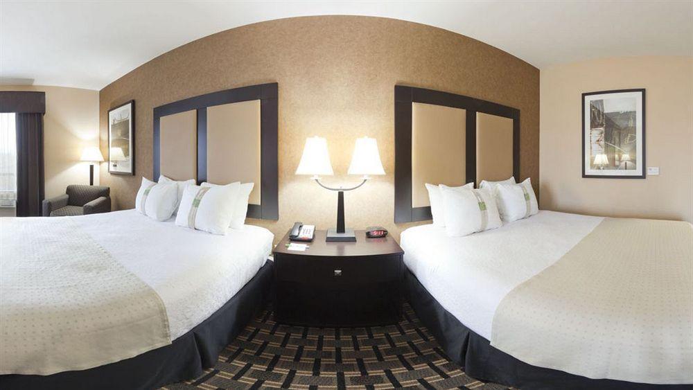 Holiday Inn Arlington Northeast By Ihg Esterno foto