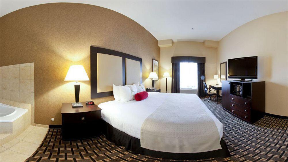 Holiday Inn Arlington Northeast By Ihg Esterno foto