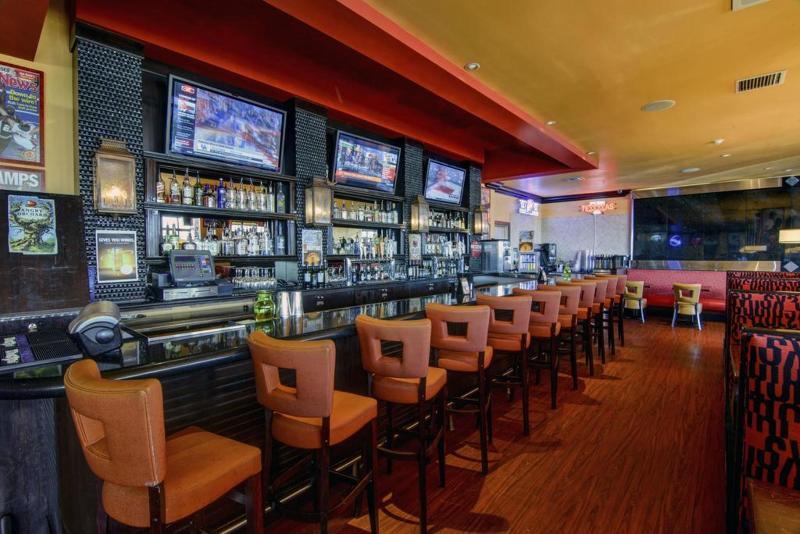 Holiday Inn Arlington Northeast By Ihg Esterno foto